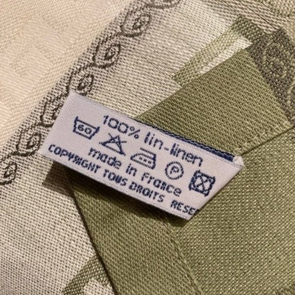 Le Jacquard Français Linen Table Set - Picture 4 of 7